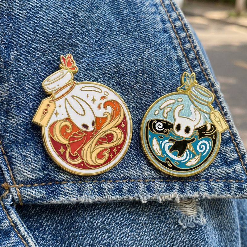 The Protector & The Vessel – Hollow Knight Enamel Pin Set