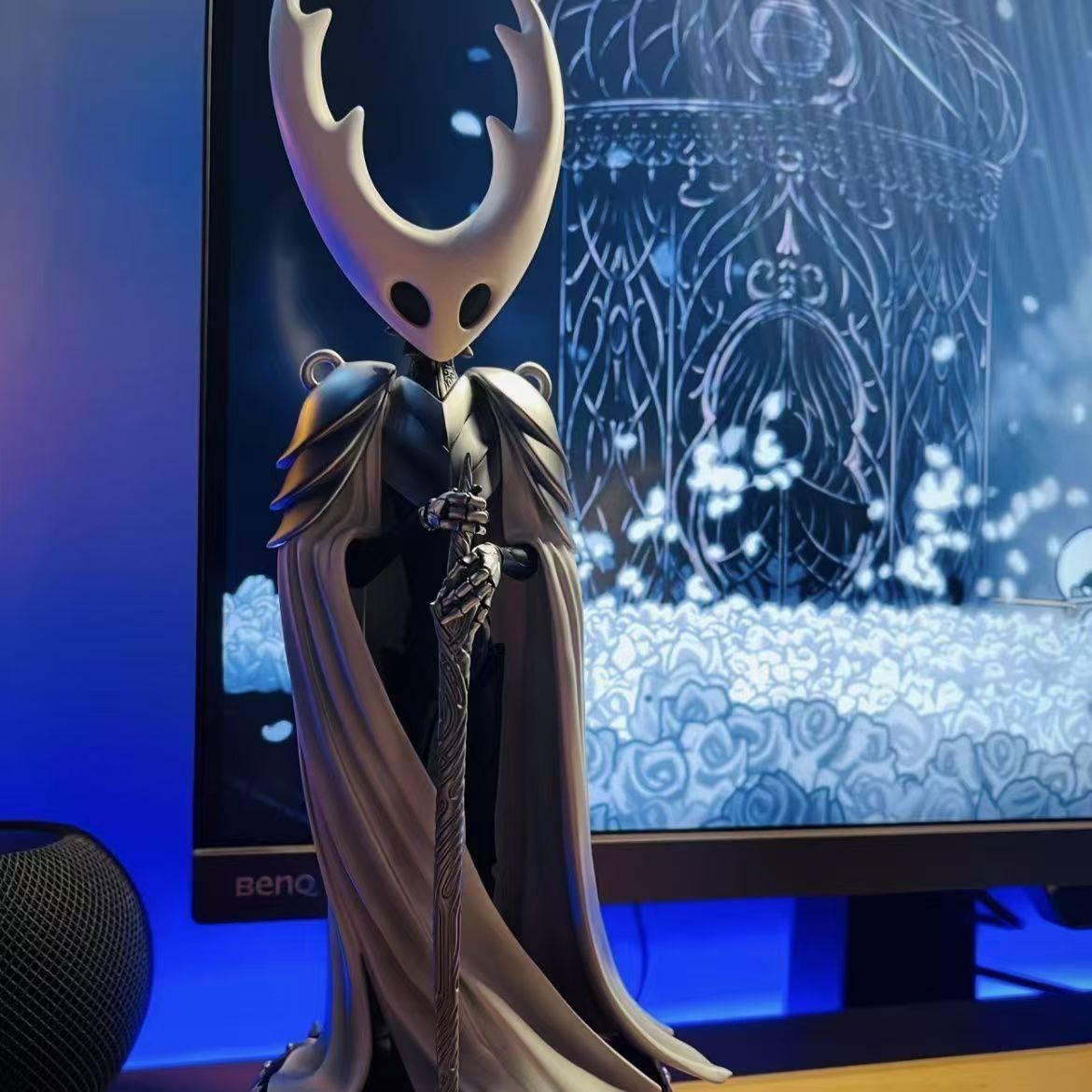Pale Prince – Hollow Knight Pure Vessel Mini Figure