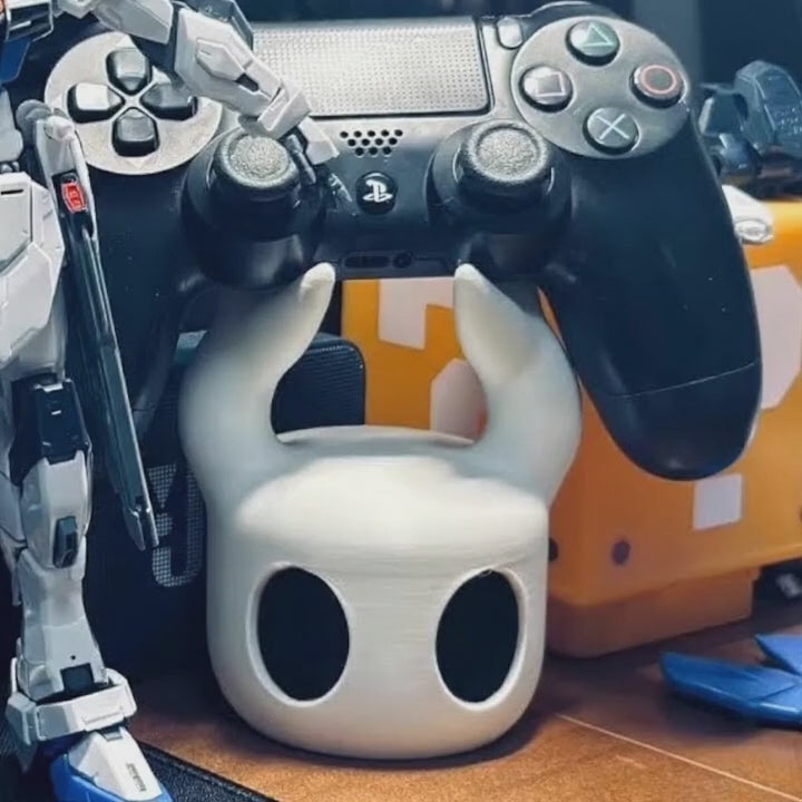 Hollow Knight Headphone & Controller Stand – Desktop Figure Statue Anime Collectible Ornament